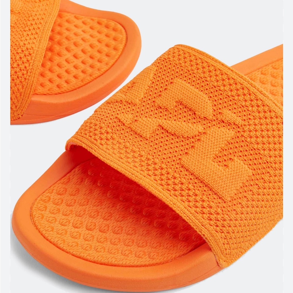 APL Big Logo TechLoom Slides, Unisex NIB